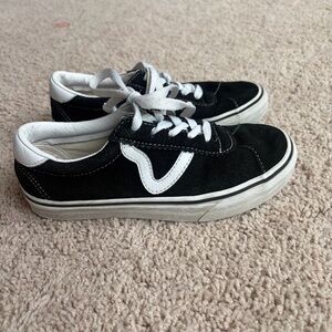 Vans Off The Wall Old Skool Unisex Black Suede Sneakers kids size 3